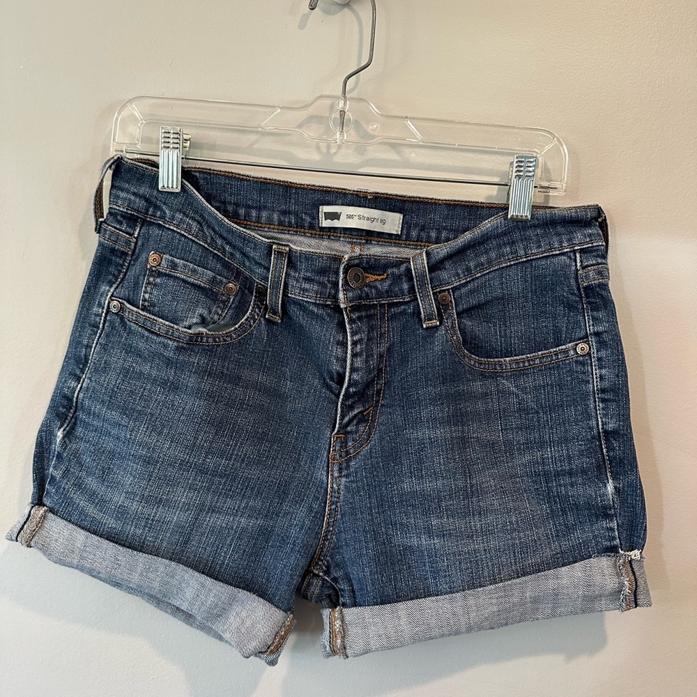 Levi’s 505 shorts sz 8M